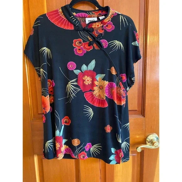 Chico's Travelers Mandarin Wrap Top Floral Asian Print Size 3 (XL) - Picture 3 of 12
